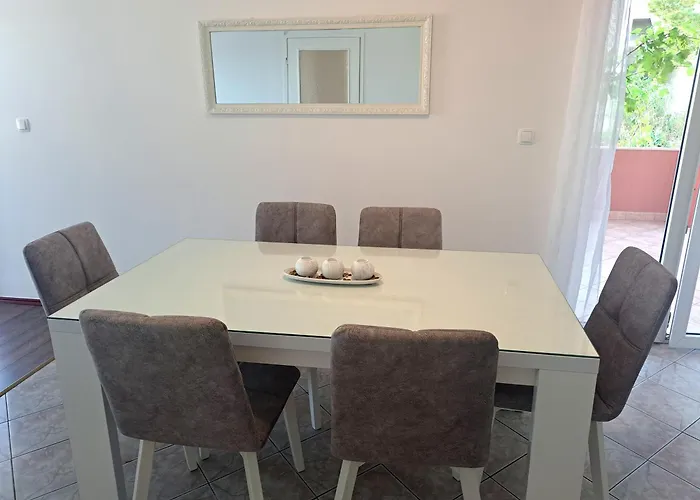 Lifestyle Apartment Podstrana